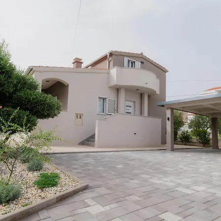 בית נופש Mare Mar